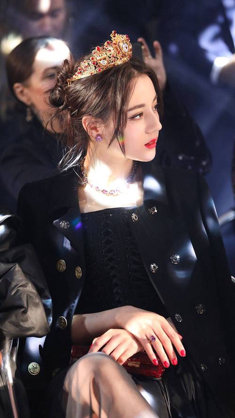 窦靖童